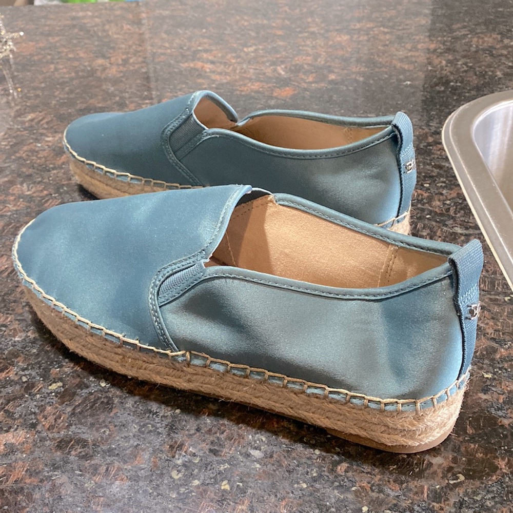 Brand new, never worn.